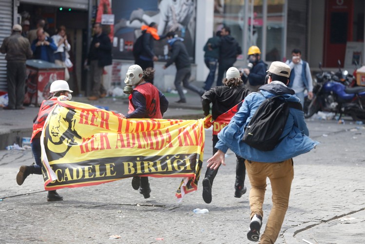 Zamieszki 1 maja w Stambule w Turcji