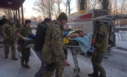 Dramat Awdijiwki. Nie ocalał żaden dom, droga do szpitala "pod ostrzałami"