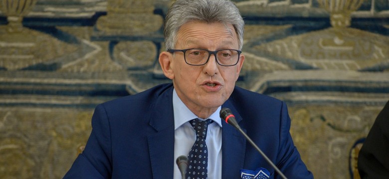 Tylko 5 z ponad 20 punktów w 9 godzin. Projekt zmian w KRS nie opuścił sejmowej komisji