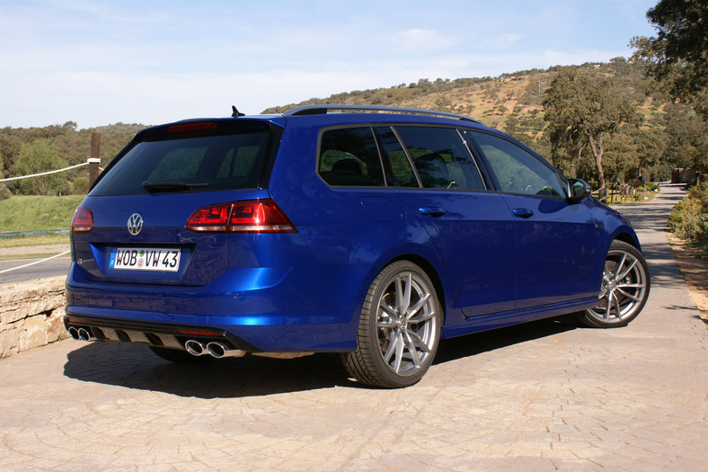 Volkswagen Golf R Variant