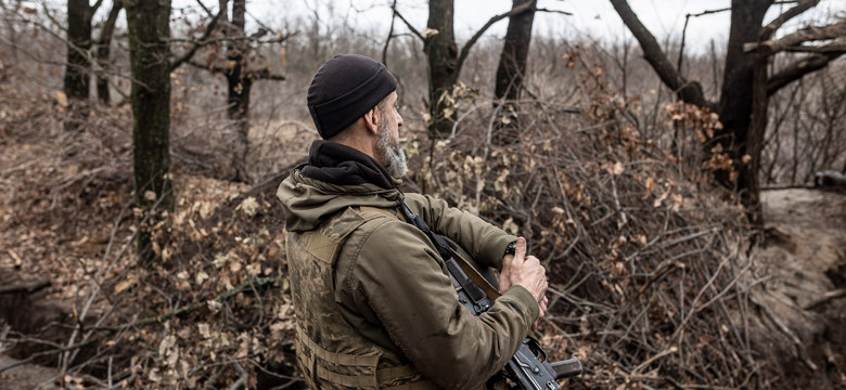 "Co się dzieje z pieniędzmi z zagranicy?". Ukraińscy żołnierze zdradzili nam, jak (źle) wygląda sytuacja na froncie
