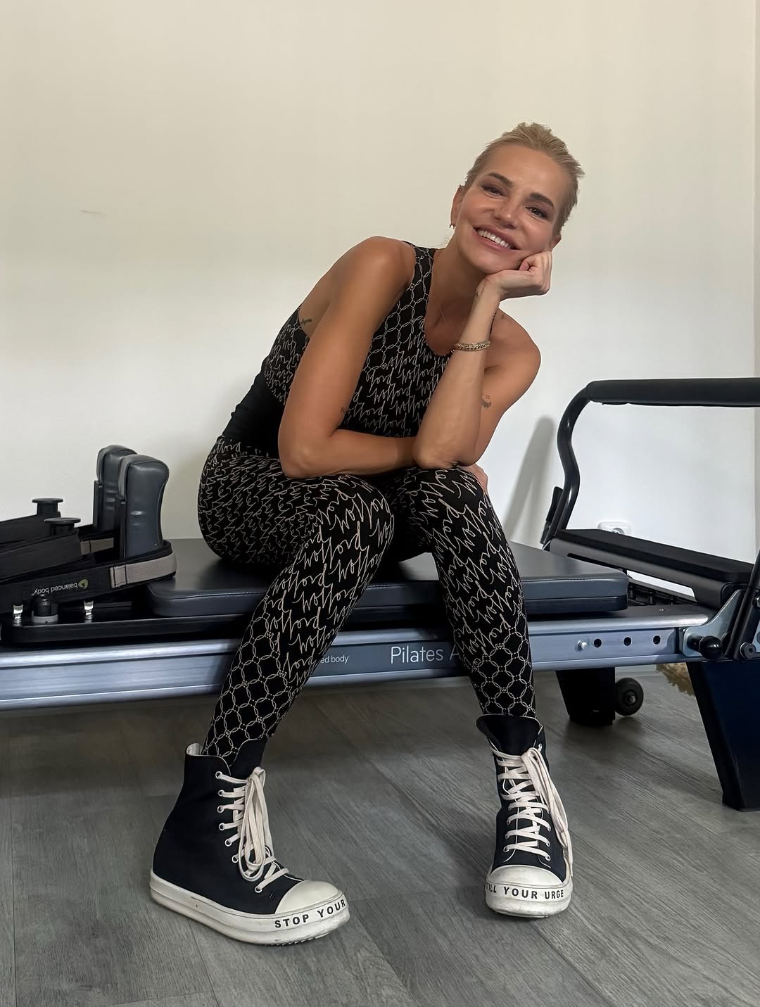 Speváčka Dara Rolins.