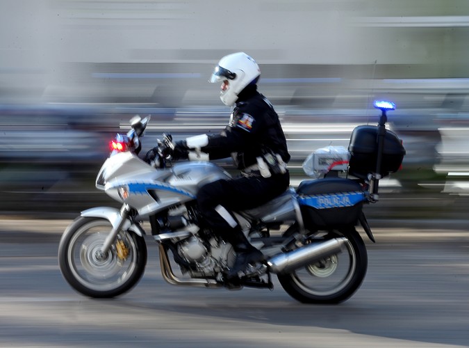 Superszybka policja i jej nowe maszyny!