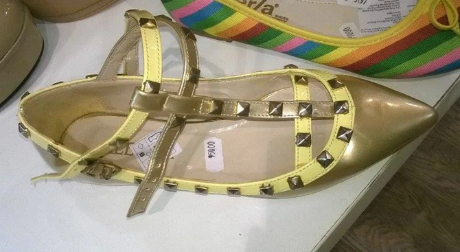 Model Valentino Rockstud baletanki s Bulevara