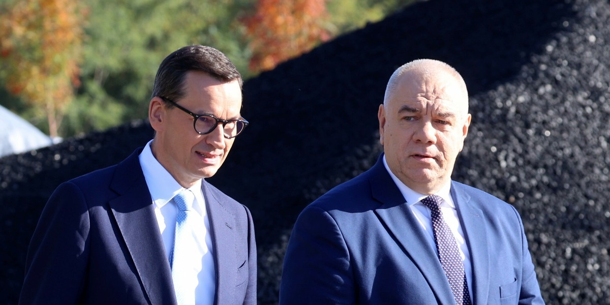 Premier Mateusz Morawiecki i wicepremier Jacek Sasin