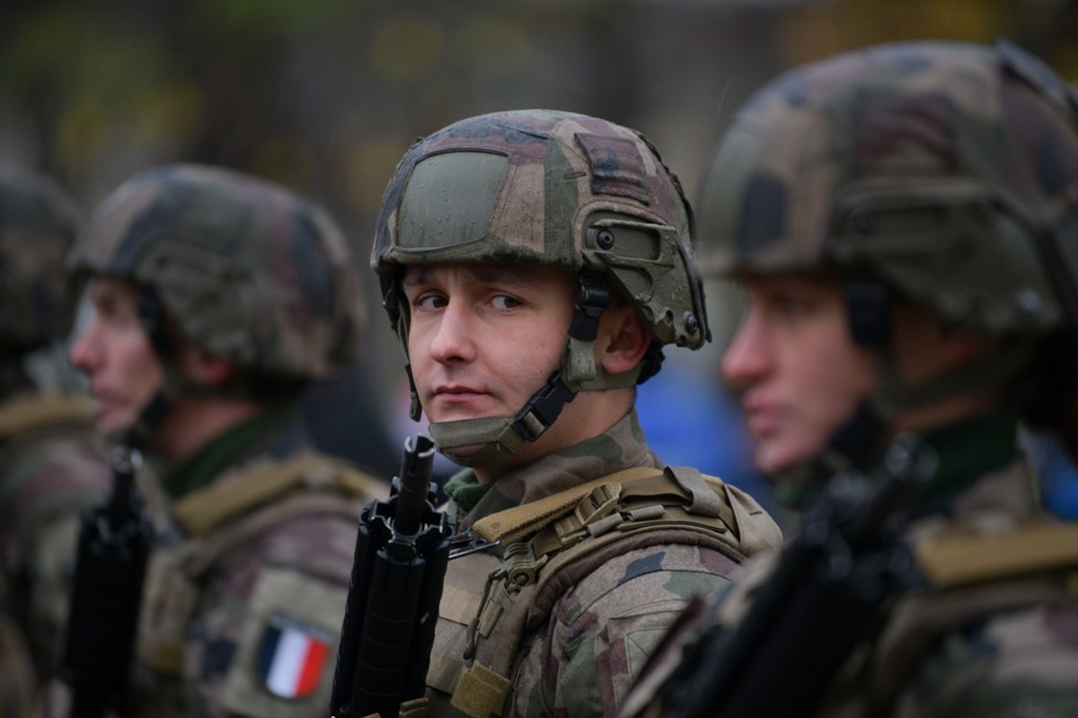 Francja opuściła sztandar. Jej miejsce już penetrują Chiny