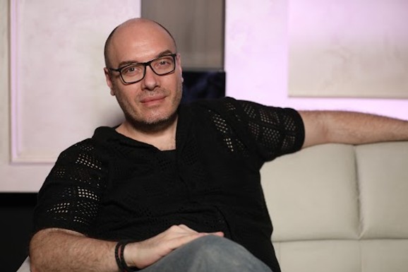 "PODRŽAVAO SAM JE, A TO MI SE OBILO O GLAVU" Mirko Gavrić bez zadrške o Luni, Anabeli, Slobi, ali i razvodu od pevačice: "Ona je loš čovek, ne želim kontakt sa njom" (VIDEO)