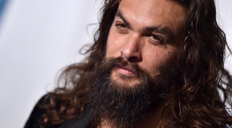 Jason Momoa is Budapestre jön