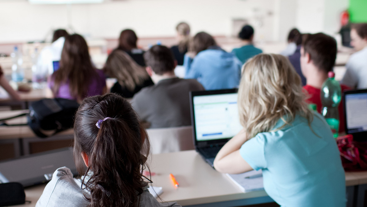 Samorząd województwa opolskiego uruchamia nowy program stypendialny dla utalentowanej artystycznie młodzieży. "Marszałkowskie talenty" adresowane są dla uczniów szkół podstawowych, gimnazjalnych i ponadpodstawowych.