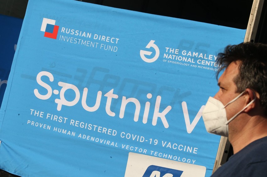 Rusija je optužena da koristi sputnjik V kao oružije propagande