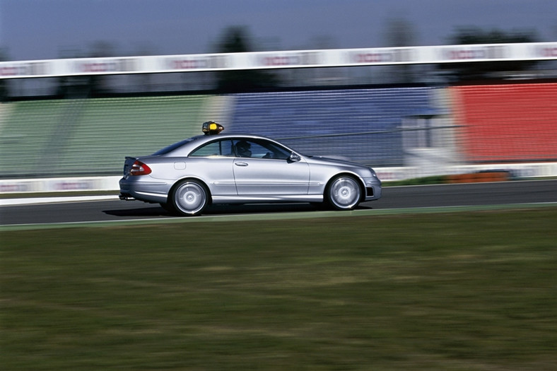 Mercedes SLS AMG to najszybszy safety car świata, ale znalazłem jeszcze kilka ciekawszych