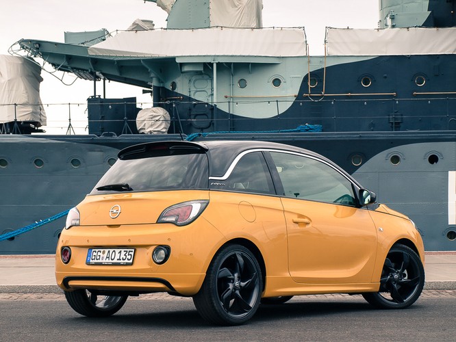 Opel adam