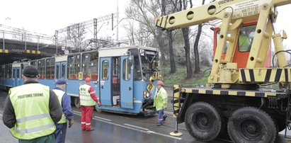 Do wykolejeń jeżdżą stare gruchoty