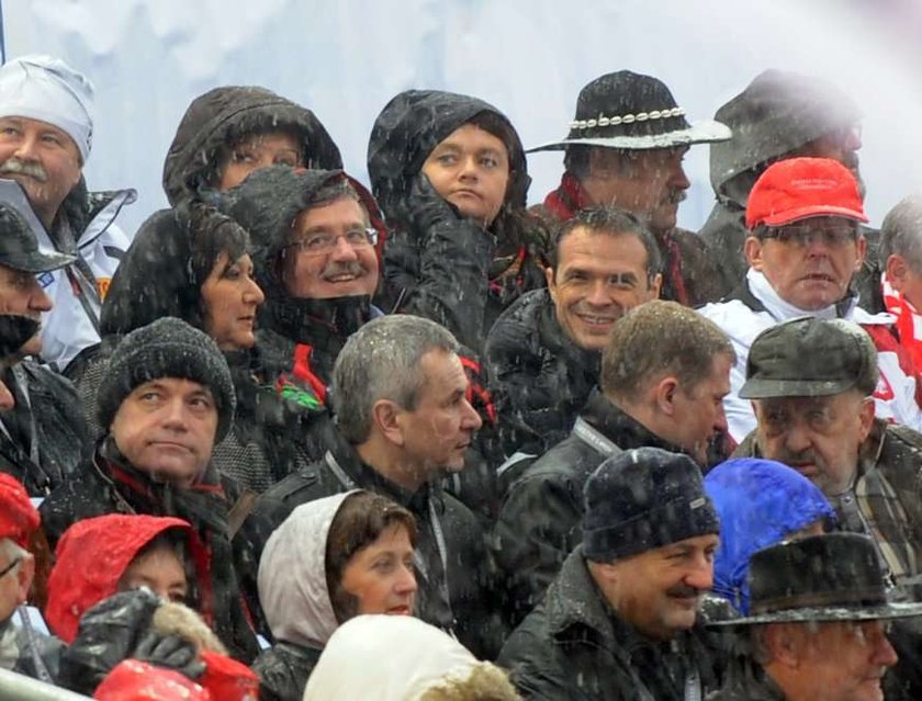 Benefis Małysza. Biznes na wąsach