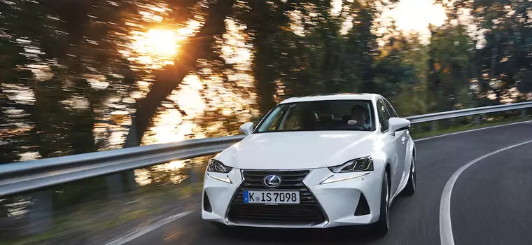 Lexus IS po liftingu – to tylko ewolucja