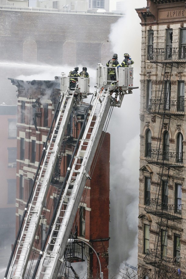 USA NEW YORK BUILDING EXPLOSION