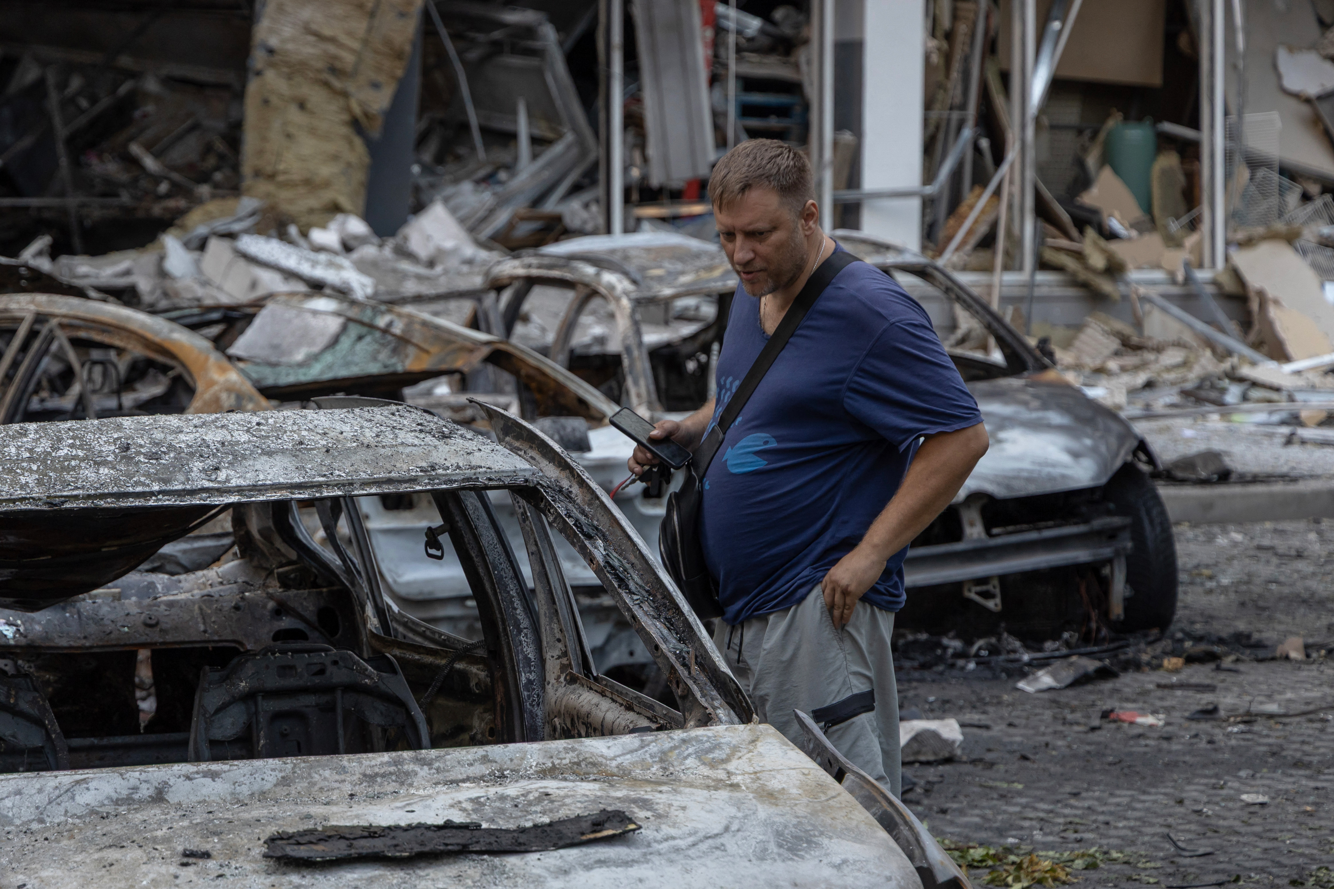 Odessa sotto attacco russo: droni provocano incendi e 1 ferito