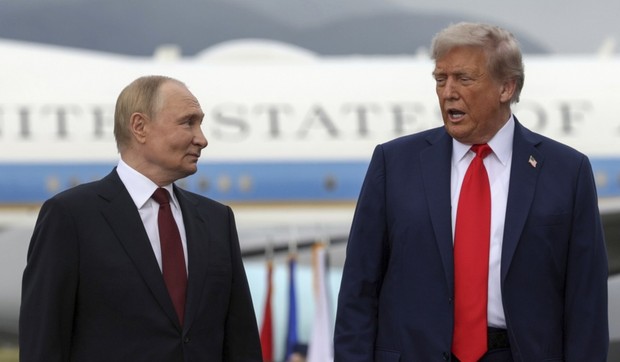 Vladimir Putin i Donald Tramp na Aljasci 15. avgusta 2025.