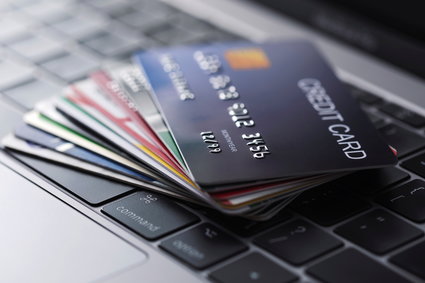 Karta kredytowa — zalety i wady
