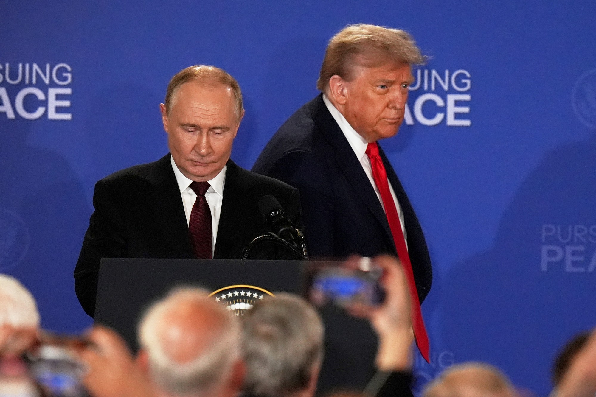 Putin na tlačovej konferencii s Trumpom.