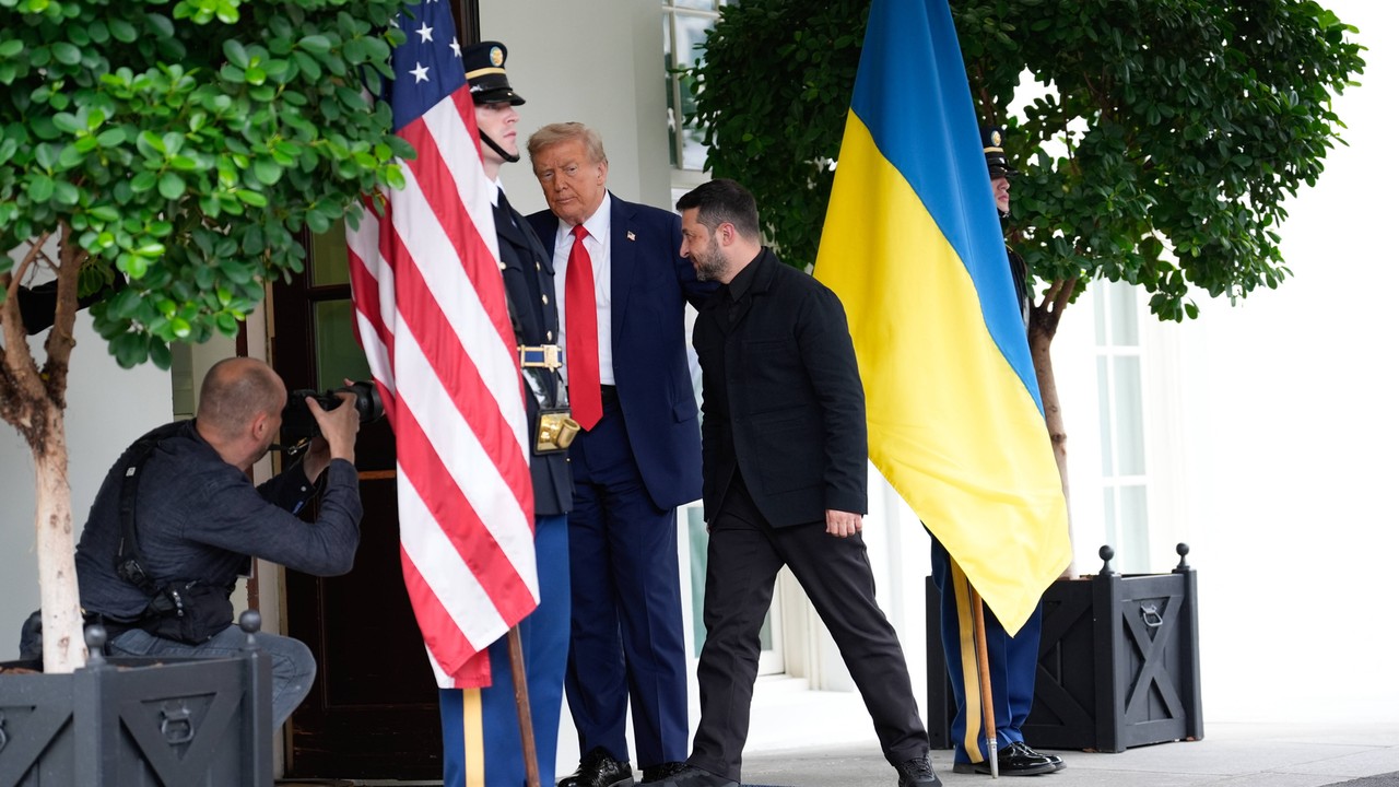 Rozpoczęło się spotkanie Donalda Trumpa z Wołodymyrem Zełenskim. Serdeczne powitanie prezydentów