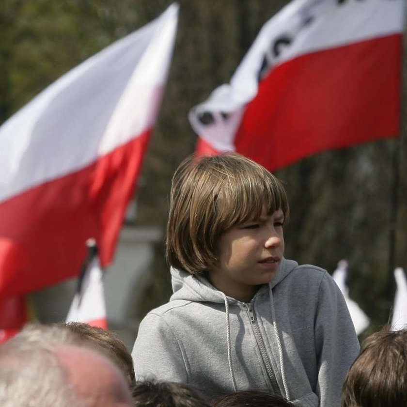 plac Piłsudksiego, żałoba, Warszawa, katastrofa, śmierć prezydenta, Lech Kaczyński, msza