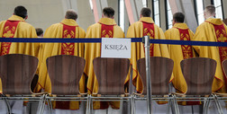 W Sosnowcu szukają kandydatów na księży. Wiemy, jakie warunki trzeba spełnić