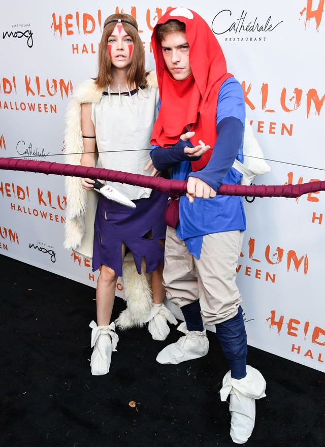 Palvin Barbara és Dylan Sprouse halloweeni jelmezben