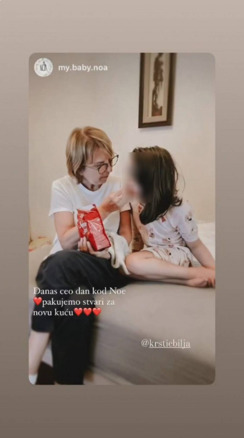 Bilja Krstić sa unukom