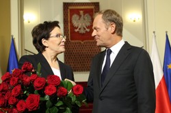 Minister przekonuje: Ewa skuteczniejsza od Donalda. Co na to Tusk?