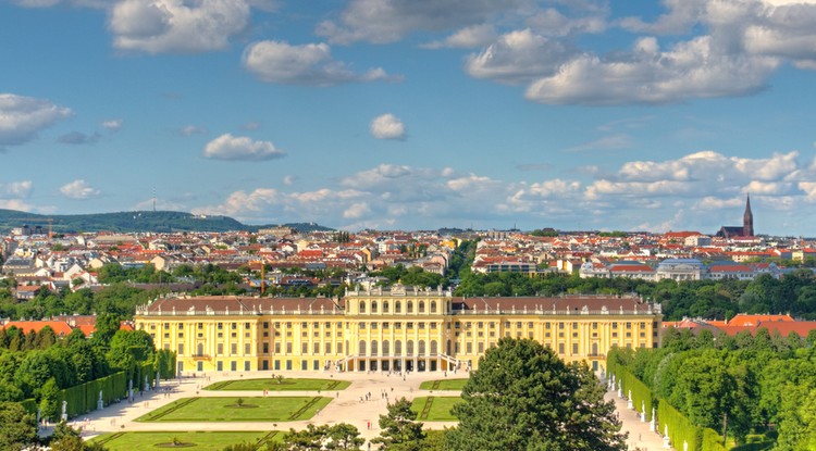 Kolléganőnk családjával Schönbrunn ingyenesen látogatható parkjában járt Fotó: Getty Images