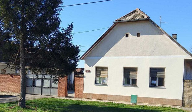 Na prodaju kuća sa velikim placem za 37.000 evra