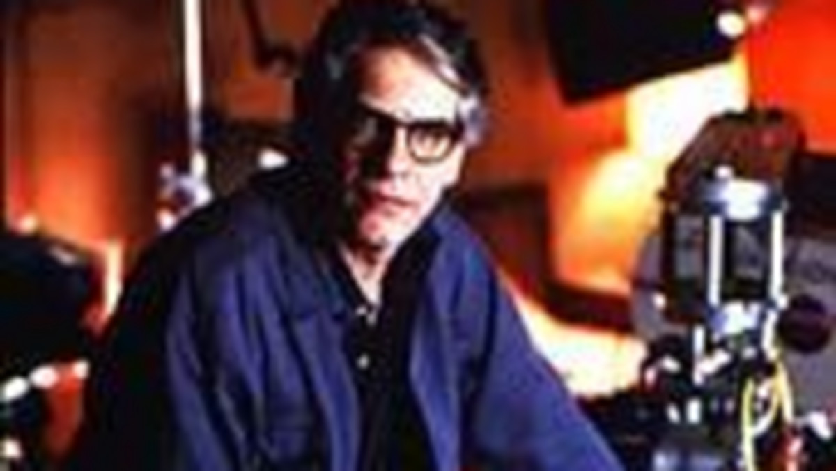 David Cronenberg zagra epizodyczną rolę w serialu z Jennifer Graner - "Agentka o stu twarzach".