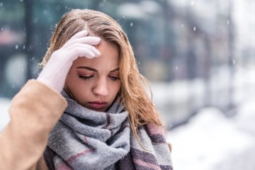 Orvosmeteorológia: nem lesz kellemes a vasárnap a fejfájósoknak