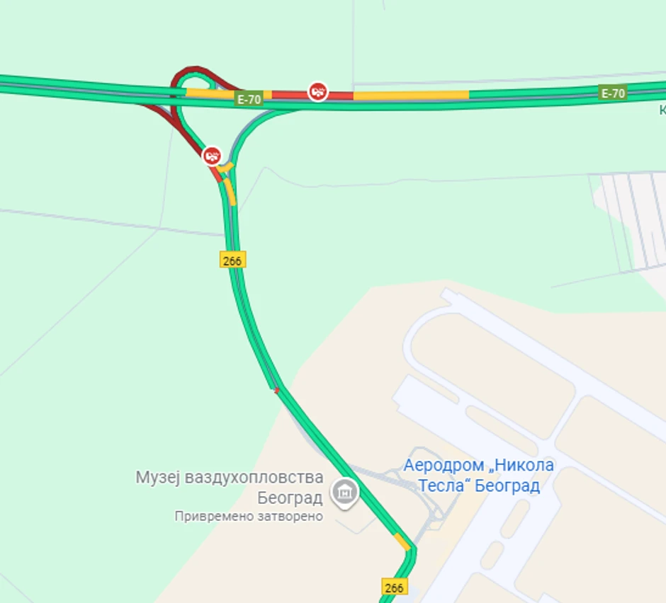 Gužva na prilazu aerodromu "Nikola Tesla" nakon saobraćajnih nesreća