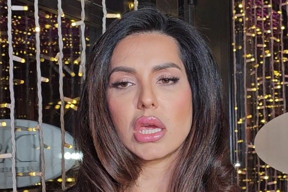 OGLASILA SE TANJA SAVIĆ NAKON ŠTO JE BRŽE-BOLJE PREKINULA KONCERT "Meni to mnogo znači", čim je shvatila da situacija IZMIČE KONTROLI morala da reaguje