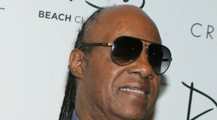 Stevie Wonder 64 évesen kilencedszer lett apa