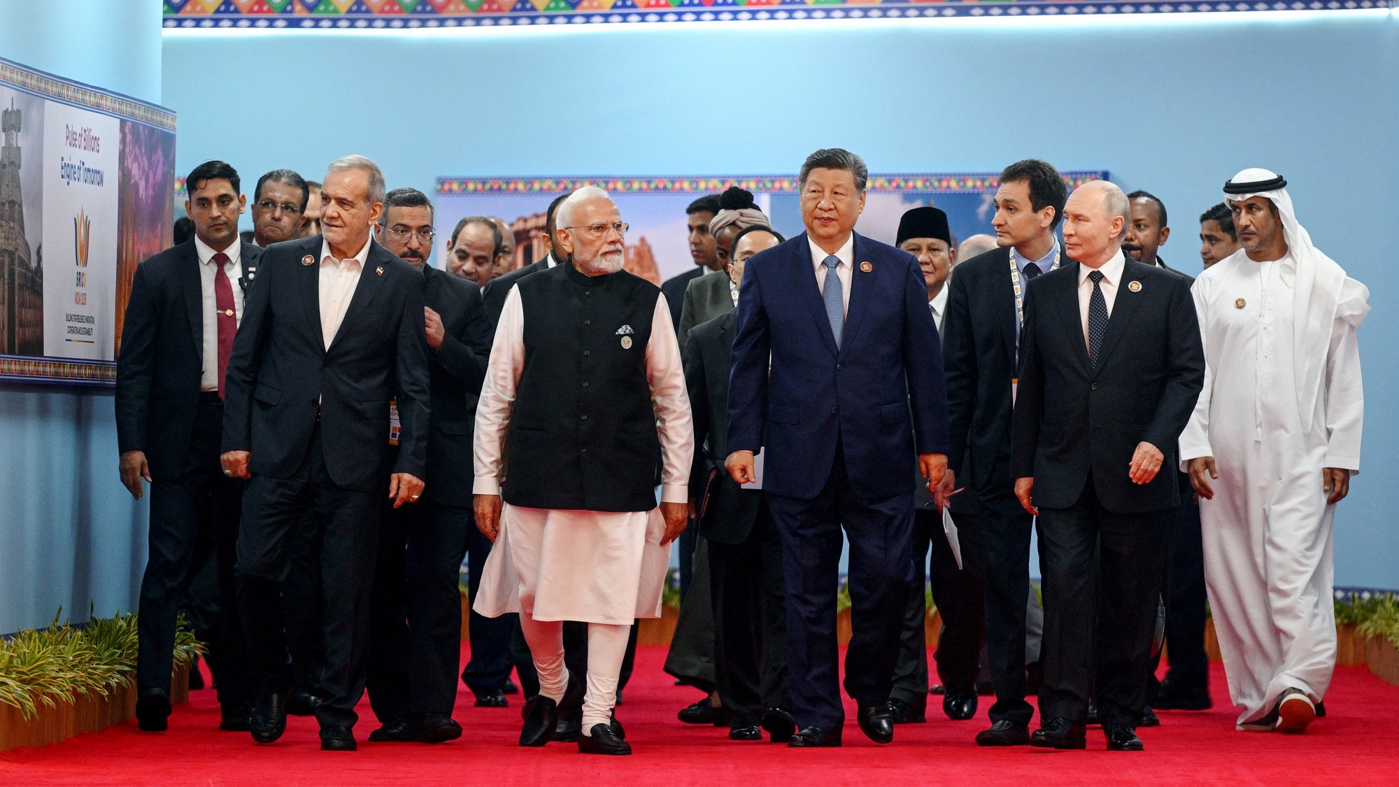 Lídri na samite BRICS v Naí Dilí