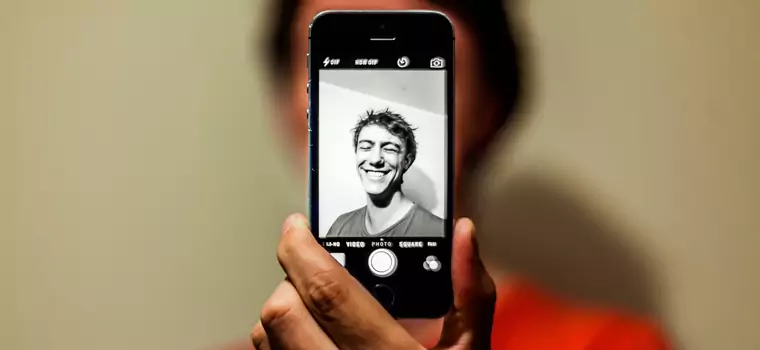 Apple ma nowy patent na selfie w dobie izolacji społecznej