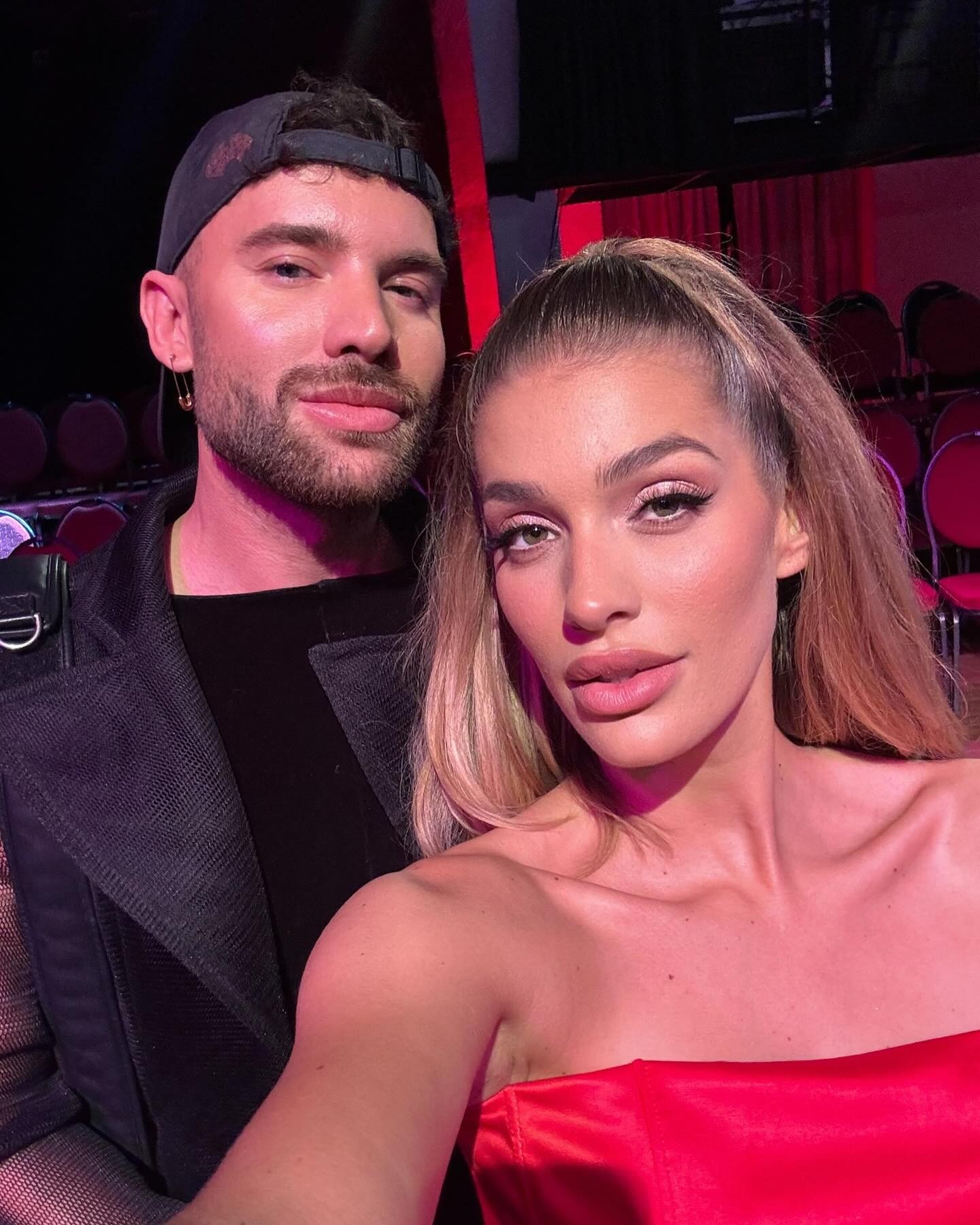 Vizážista, návrhár a influencer Milan Švingál je blízky kamarát Jasminy Alagič. 