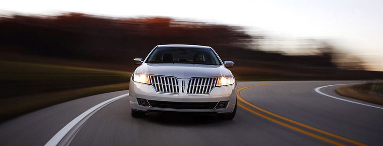 Los Angeles 2008: Lincoln MKZ - modernizacja najmniejszgo modelu