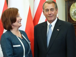 Dobry look i luz blues - tak się nosi marszałek Kidawa-Błońska