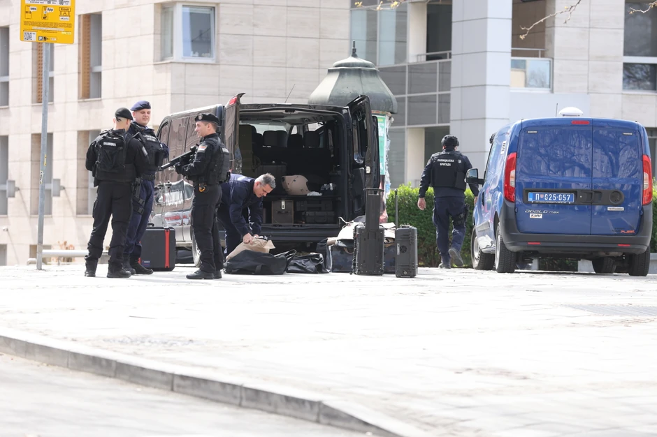 Pripadnici MUP-a u hotelu "Moskva" 