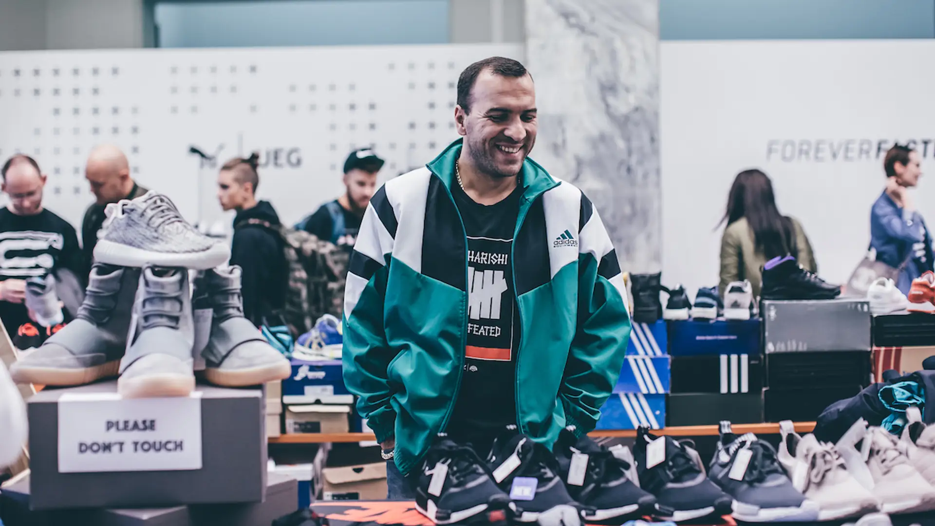 W starych butach nie jesteś sobą? Idź na targi SNEAKERNESS i zacznij gwiazdorzyć w najgorętszych kicksach sezonu