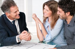 Nieuczciwi deweloperzy - jak nie dać się oszukać?