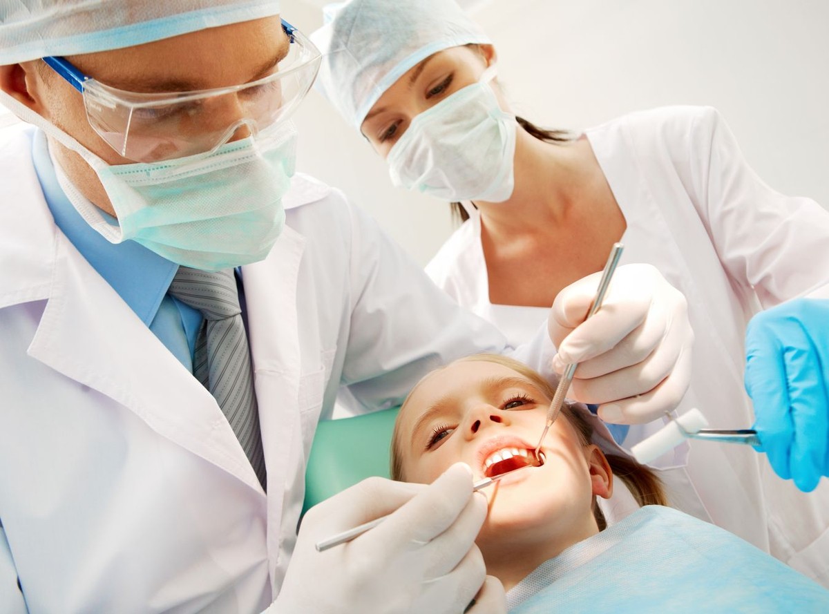 Polskie dzieci za późno siadają na fotelu dentystycznym