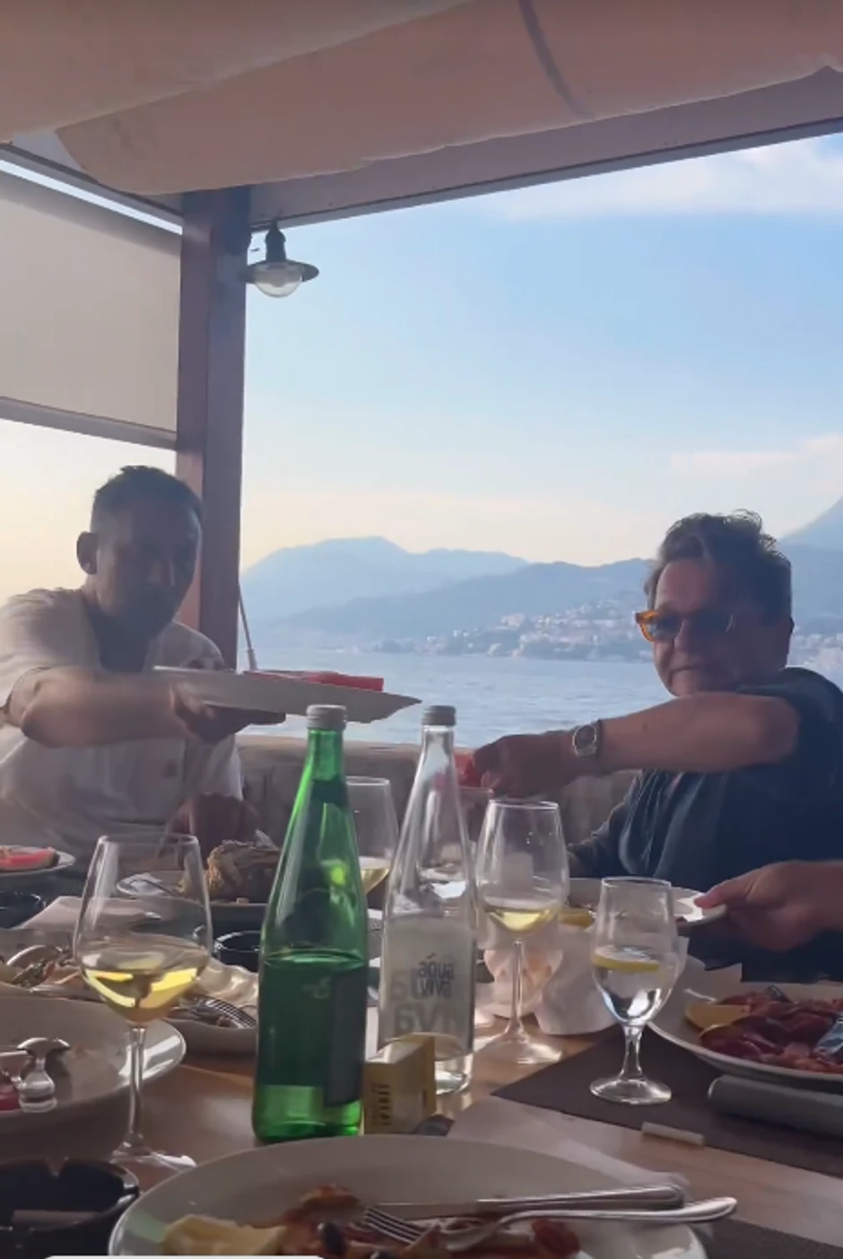 Vlade Divac, Dragan Bjelogrlić