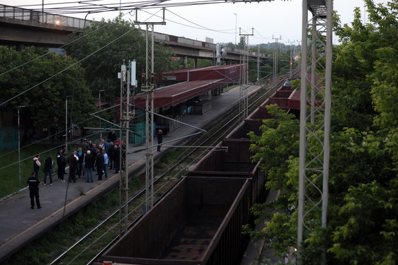 EVO KAKO JE DOŠLO DO SUDARA VOZOVA Oglasile se Železnice Srbije posle teške nesreće u tunelu kod Pančevačkog mosta (FOTO, VIDEO)