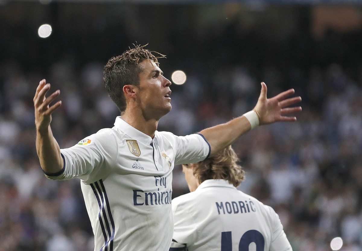 Liga hiszpańska: 401 goli Ronaldo. Real rozbił Sevillę, Barcelona gładko ograła Las Palmas [WIDEO]