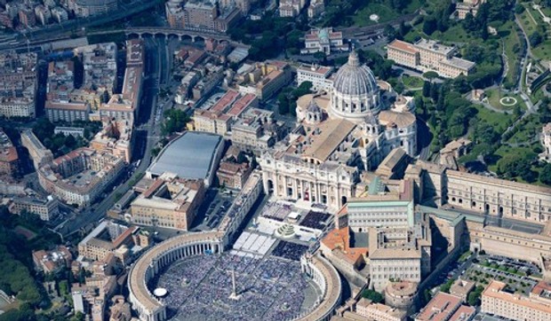 Vatikan slikan iz helikoptera
